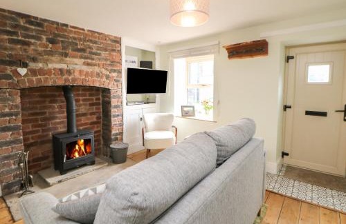 Peak District National Park House | The Cottage Bradwell