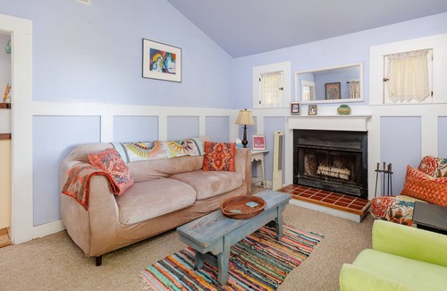 Paso Robles Cottage | The Cottage Guest House | Cottage in Paso Robles near wineries