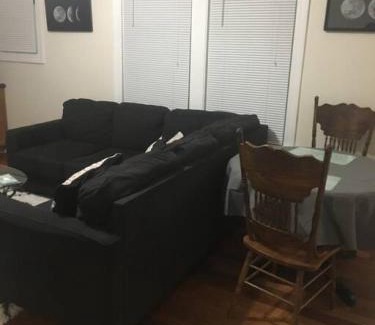 Niskayuna Apartment | The couples home