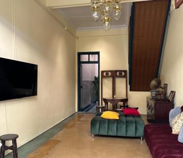 China Town Apartment | The Courtesan at Yaowarat, townhome 80 Sqm