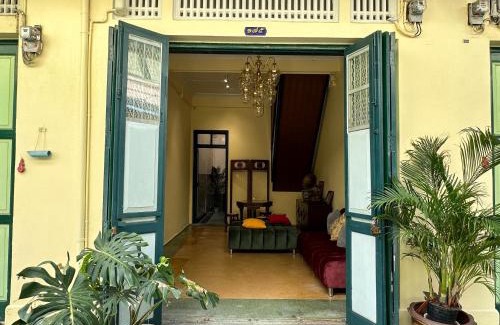 China Town Apartment | The Courtesan at Yaowarat, townhome 80 Sqm