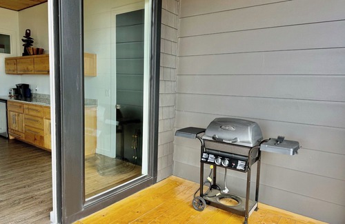 Port Orford Condo | The Cove at Port Orford: Steelhead Suite