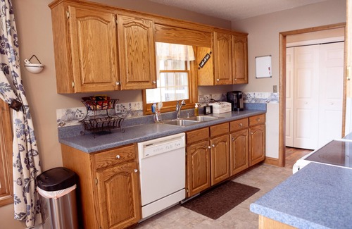 Waterloo House | The Cove on Hidden Lake, Lake Greenwood, SC