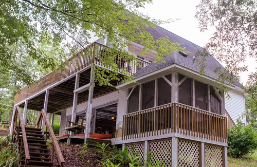 Waterloo House | The Cove on Hidden Lake, Lake Greenwood, SC