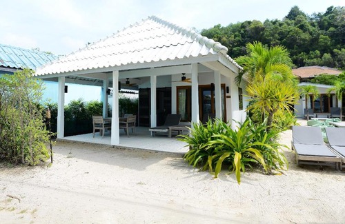 Wichit Resort | The Cove