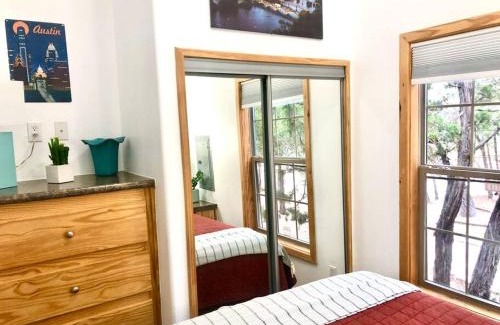 Austin House | The Coyote Cabin - Cabins at Rim Rock