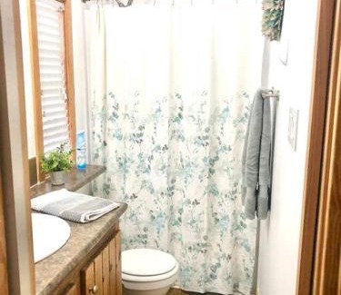 Austin House | The Coyote Cabin - Cabins at Rim Rock