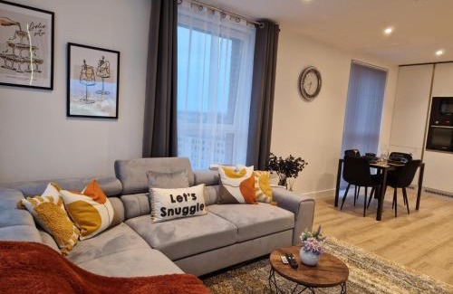Alperton Apartment | The Cozy Cloud - Modern Apartment- Wembley stadium- Parking