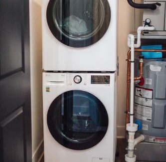 Troy Apartment | The Cozy Corner - Downtown Troy