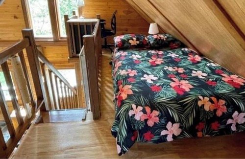 Saint-Magloire Ski Chalet | The Cozy Little Cabin - Perfect for Fishing & Hiking