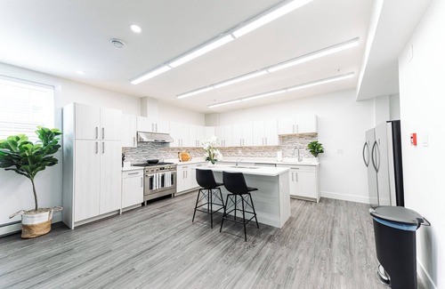 Regina House | The Cozy Nook Inn