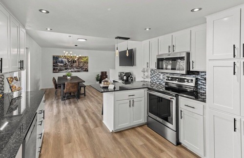 Bentonville House | The COZY OZ · The COZY OZ | Hot Tub, Gas Firepit, Pet Friendly