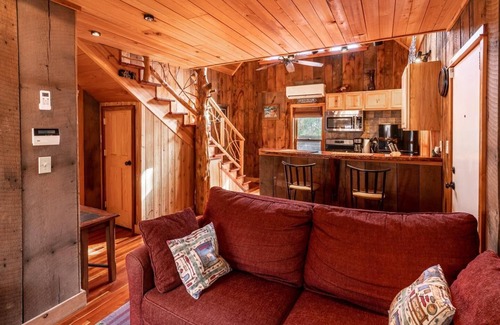 Ponca Condo | The Creekside Cabin