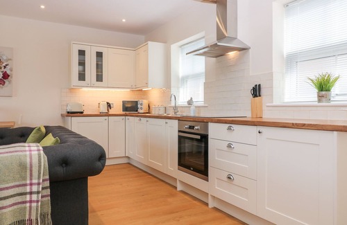 Ashbourne Cottage | THE CROFT, pet friendly, with a garden in Hollington, Derbyshire