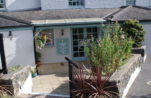 Bovey Tracey Hotel | The Cromwell Arms Inn