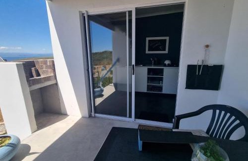 St. Helena Bay Apartment | The Daiquiri Shaq