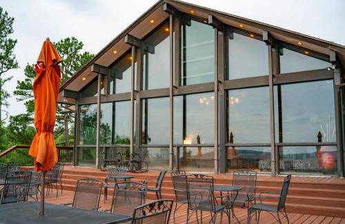Eureka Springs House | The Deck House Retreat