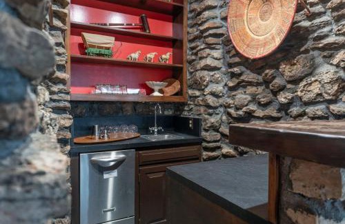 Eureka Springs House | The Deck House Retreat