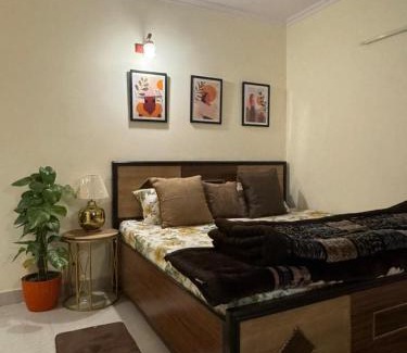 Malviya Nagar Apartment | The Den- Private Apartment for Long stays