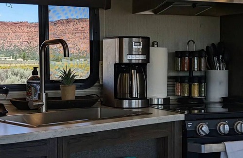 Kanab House | The Detour RV Retreat near Zion/Bryce/GC