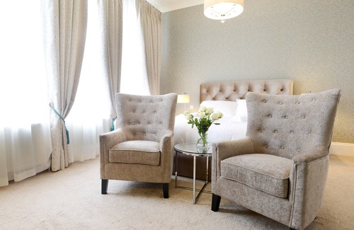 Torquay City Centre Hotel | The Devon Court