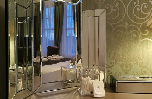 Torquay City Centre Hotel | The Devon Court