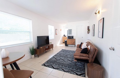 United Central Apartment | The Diplomat St Pete: Affordable Urban Studio #5