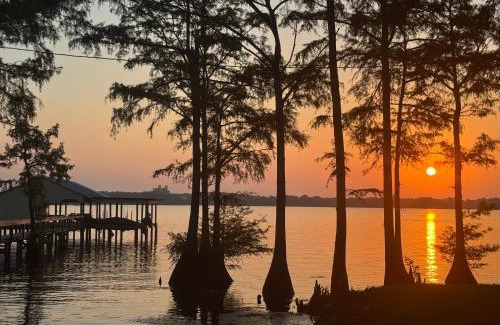 Mooringsport House | The Dock House