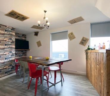 Vauxhall Apartment | The Docklands SA by Serviced Living Liverpool