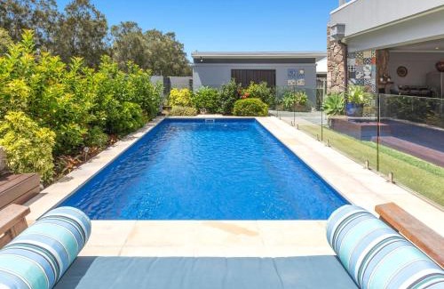 Pottsville House | The Doggy Beach House at Pottsville