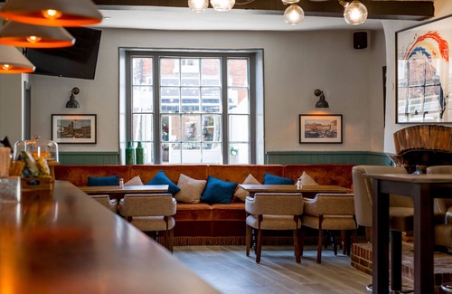 Newbury Hotel | The Dolphin