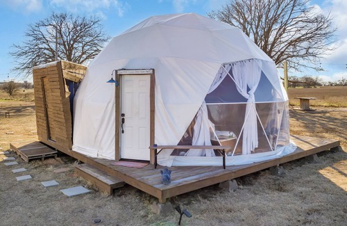 Thackerville Apartment | The Dome Retreat – 2 Mins to WinStar Stay Close to the Action