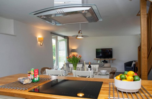 Llandygwydd Cottage | The Dovecote, Llechryd