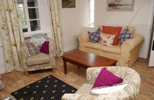 Kirkcudbright House | The Drovers Cabin