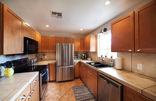 Southwest Village House | The Duchess - Old Town Scottsdale - Single Family Home - WIFI/Cable/Movies