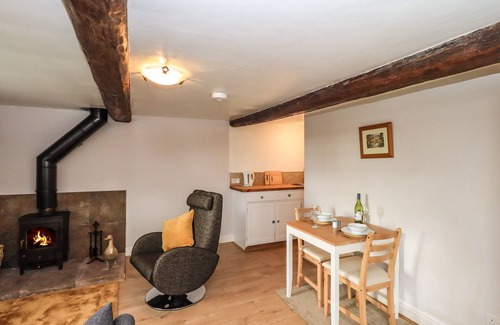 Wing Cottage | THE DUCK HOUSE, pet friendly, with open fire in Brampton, Cumbria