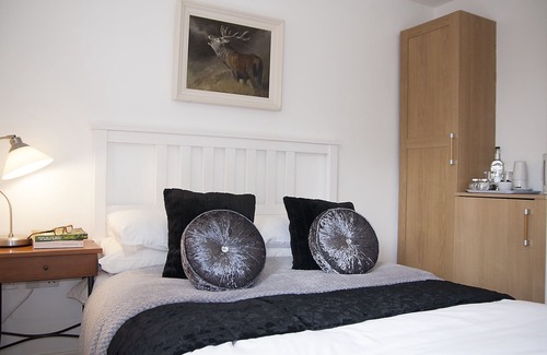 Heath and Reach Hotel | The Dukes