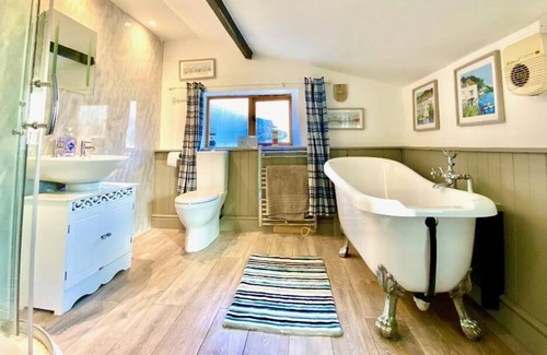 Shepton Mallet House | The Dusthole