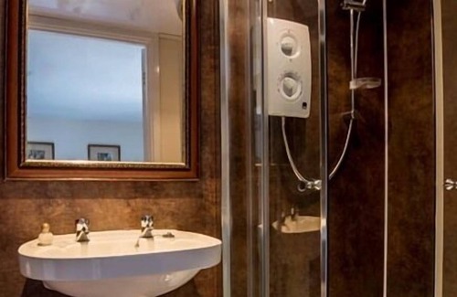 Shepton Mallet House | The Dusthole