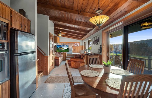 Ellicottville Villa | The Eagles Nest