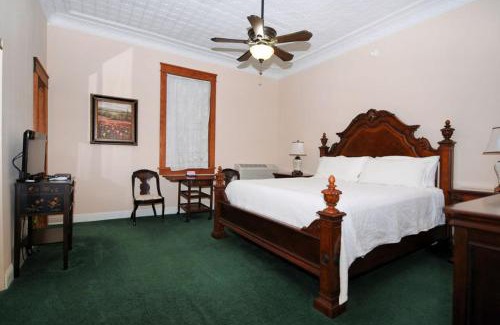 Eastland Hotel | The Eastland Historic Hotel- Imperial Room