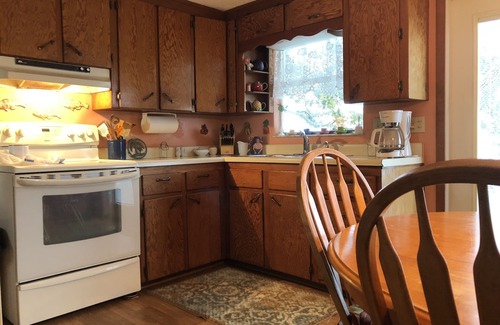 Cedar Key House | The Edgewater ~ New Dock ~ Spectacular Sunrises ~ Lots of Wildlife ~ Waterfrontn