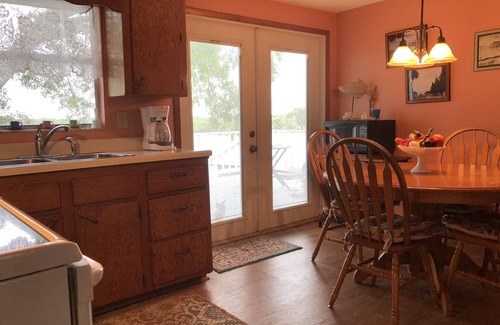 Cedar Key House | The Edgewater ~ New Dock ~ Spectacular Sunrises ~ Lots of Wildlife ~ Waterfrontn