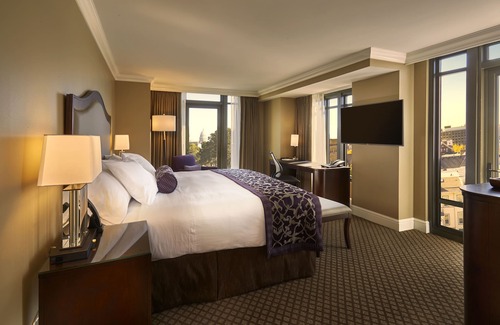 Madison Hotel | The Edgewater