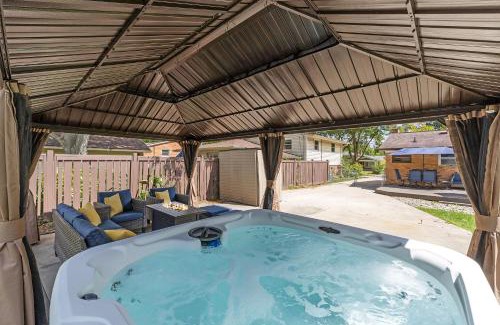 Ann Arbor House | The Elegant Ranch by The Arbor Collection