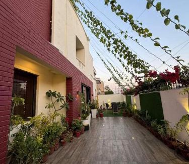 Clifton Hotel | The Elet Signature Boutique Hotel