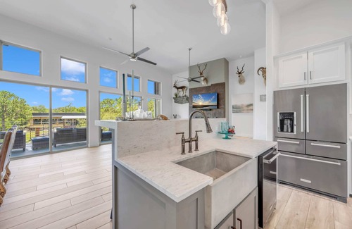 Kingsland House | The Elevated Retreat | Concierge Services