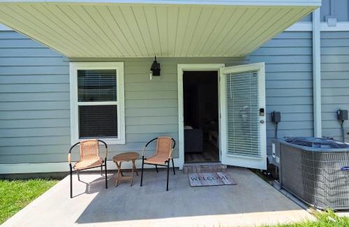 Gulf Breeze House | The Emerald Paradise