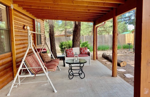 Pinetop-Lakeside Cabin | The Enchanted Cottage Pinetop/Lakeside