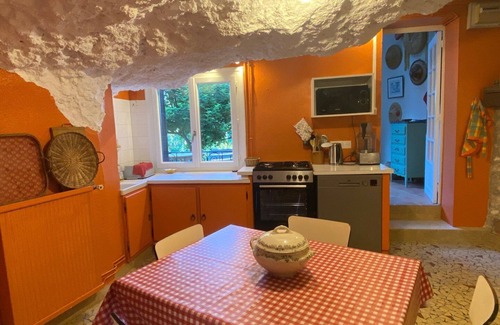 Courcay Apartment | The enchanted shores